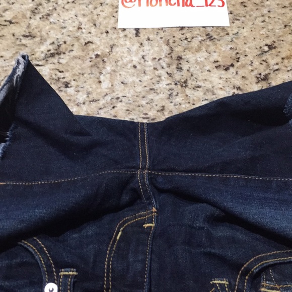 American Eagle Shorts - Picture 7 of 7